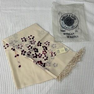 Merino Wool & Cashmere Vintage Morgan & Oates England Cream and Purple Scarf NWT